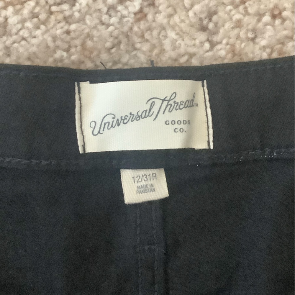 Universal Thread High Rise Midi Shorts - Picture 3 of 7